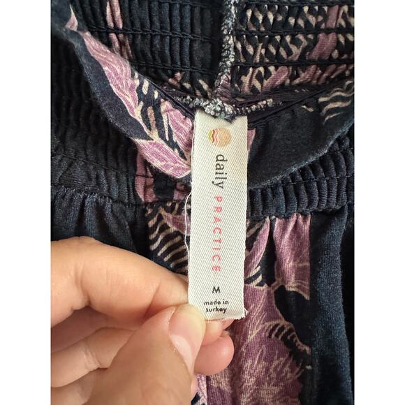 Anthropologie Daily Practice Cool Breeze Pants in Navy/Lilac Size Medium - Picture 5 of 8